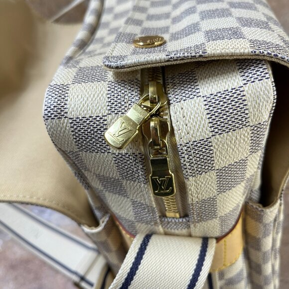 Louis Vuitton Naviglio Daimer Azur Crossbody / Shoulder Bag White Messenger Bag - Picture 7 of 14